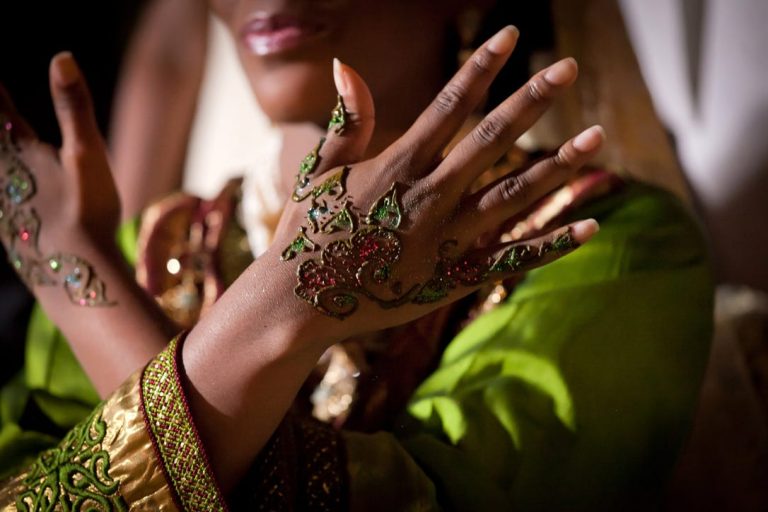 henne traditionnel mariage