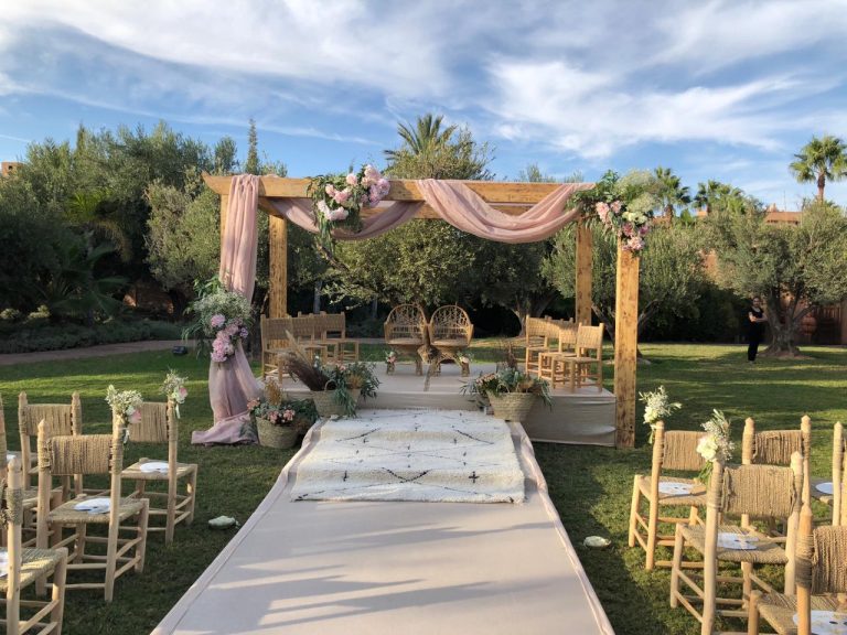 bohemain pink ceremony