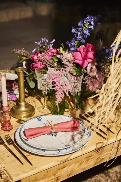 flower table decor by maev marrakech